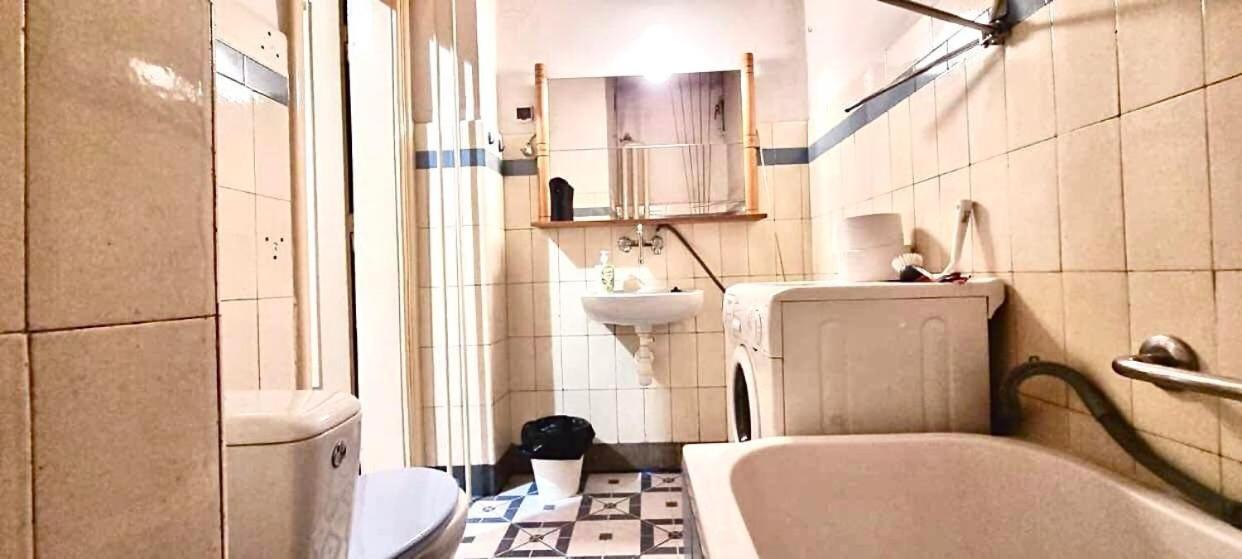Studio Retro Next To The Market Square In Krakow Apartment Luaran gambar